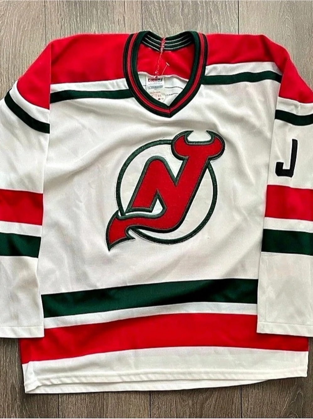 Vintage CCM New Jersey Devils Maska Jersey Size L Made in Canada